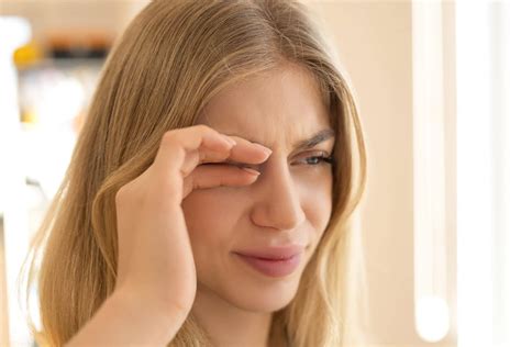 Headache Behind Left Eye: Causes and How To Get Rid Of It