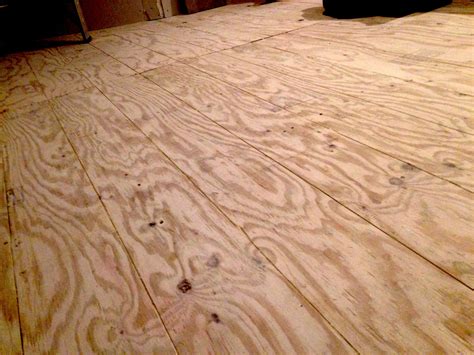 3/4" and 4'x8' Plywood plank floor before sanding | Plywood plank ...