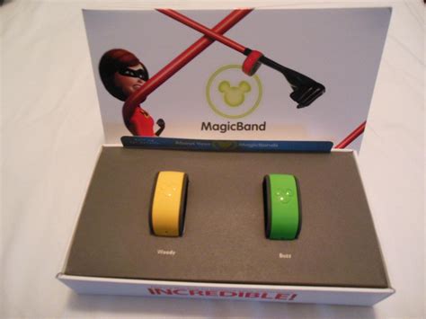 Two (2) Toy Story Walt Disney World Magic Bands - Woody & Buzz - New in ...