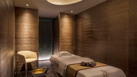 Luxury Spa in London | Facials and Massage | Four Seasons Ten Trinity ...