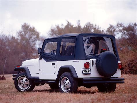 1996 Jeep Wrangler TJ Specs, Performance & Photos - autoevolution