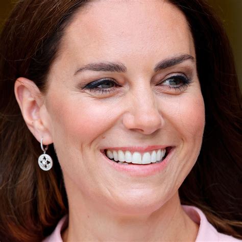 Blake Lively's 60lb weight loss journey - see photos of transformation ...