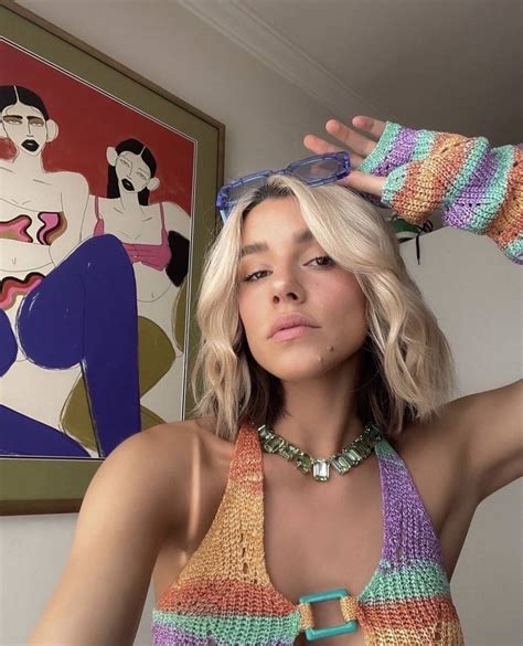 At Home with Maxine Wylde | FRAMING TO A T