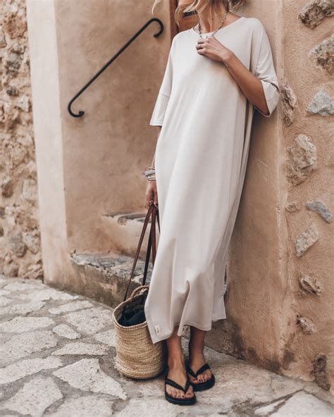 MIKUTA | The Light Long Loose T-Shirt Dress