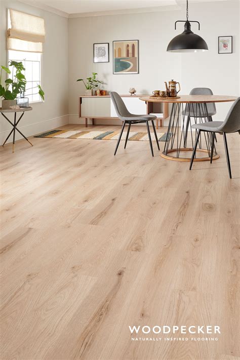 Silverton Oak Laminate Flooring