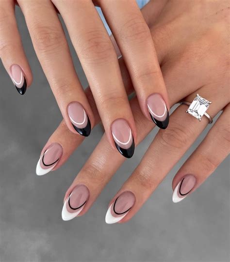 40+ Elegant Short French Nail Ideas For 2024 - DrExplains