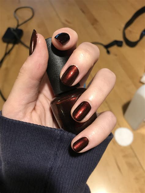 OPI Bogota Blackberry. I’ve never fell in love w a color so quickly ...