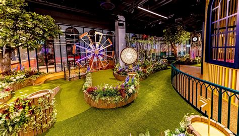 NYC is getting a new "crazy" mini-golf course
