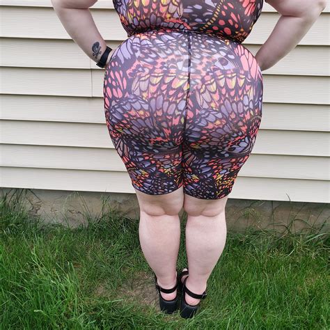 Fabletics VIP Plus Size YITTY Shapewear May 2022 Review | MSA