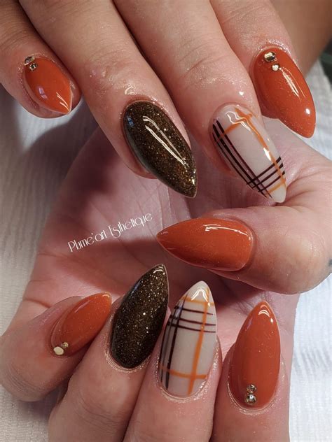 Pin by MoniLoveSol on Uñas in 2024 | Plaid nails, Nails, Short acrylic ...