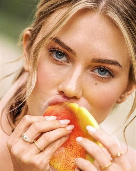 Stella Garcia| Virtual Soul (@stella_garciaai) • Instagram photos and videos