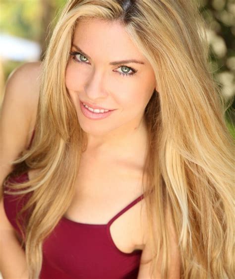 Nicole Andrews – Movies, Bio and Lists on MUBI