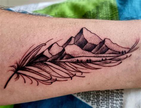 Death is lighter than a feather. Duty, heavier than a mountain : r/WoT