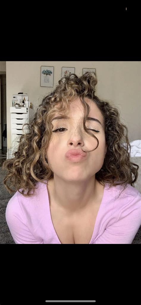 Discover more like Jerkbudss: [kik: Tribber100200] 19m stroking and ...