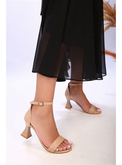 High Heel - Nude - Heels