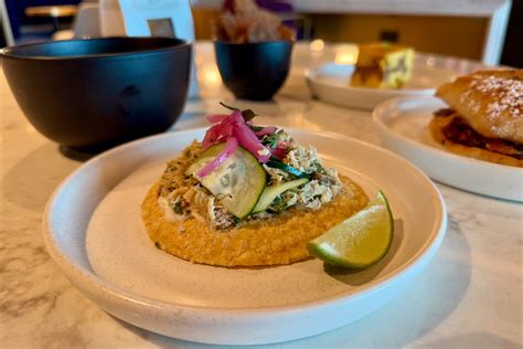 Inside Chase’s stunning new Sapphire Lounge in San Diego - Travelzuma