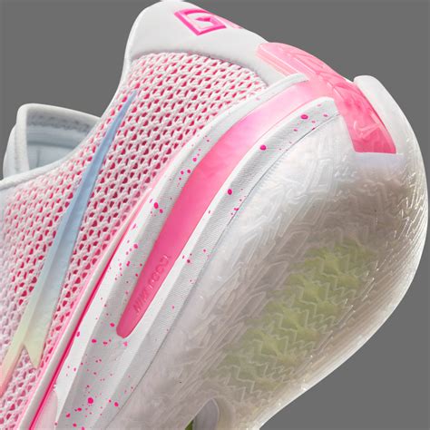 Nike GT Cut Think Pink CZ0175-008