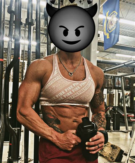 Happy Mother’s Day to all the Muscle Mommies! 💥 : r/femalebodybuilding