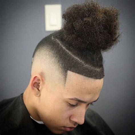 40 Best Man Ponytail Hairstyles