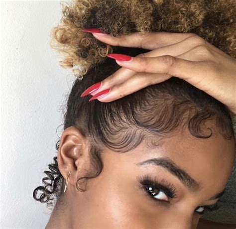 Natural hair edges! WOW | Natural hair styles, Hair styles, Curly hair ...