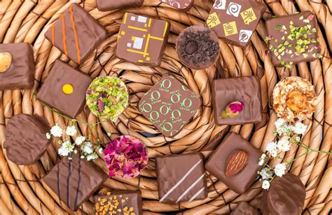 20 Songs about Chocolate - Singersroom.com