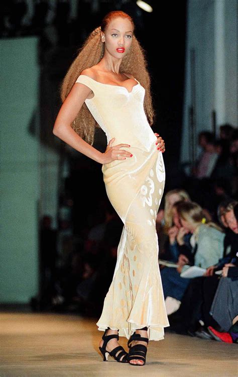 Tyra Banks Als Teenager Model Tyra Banks' Throwback Modeling Photos