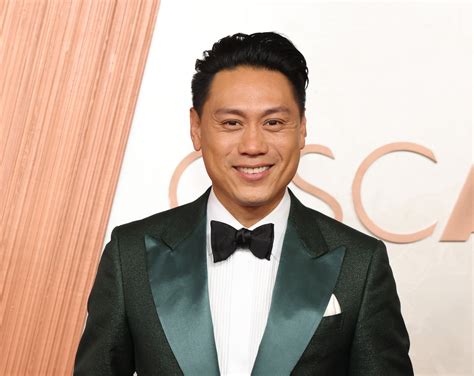 Sweaters vs. cardigans: Style differences explained - The Manual