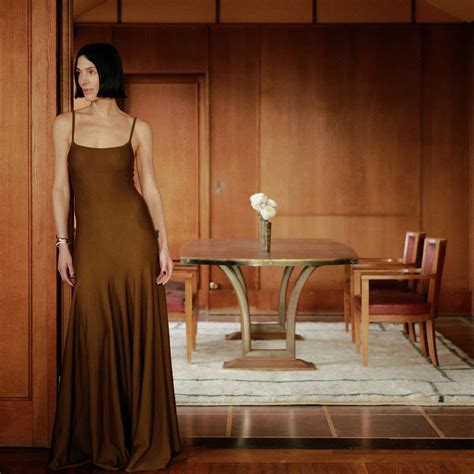 Interior Designer Athena Calderone Spent a Year Without Furniture In ...