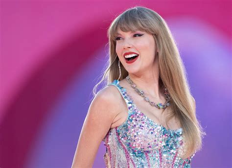 Taylor Swift named fifth most influential woman