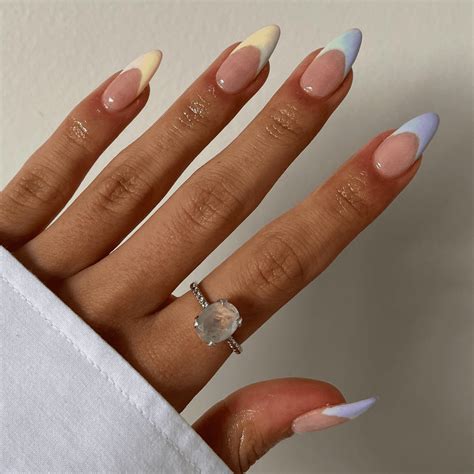 32 Pastel French Nail Ideas For a Dreamy Manicure