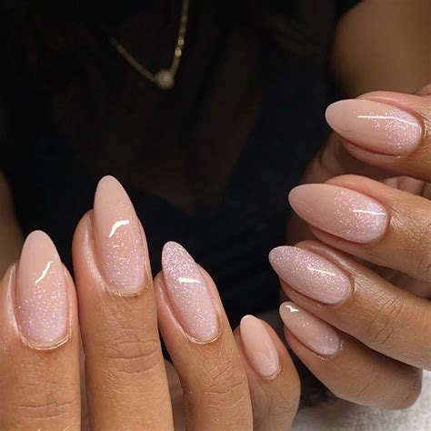 27 Amazing Oval Nail Designs You Can Try Today | Oval nails, Oval nails ...