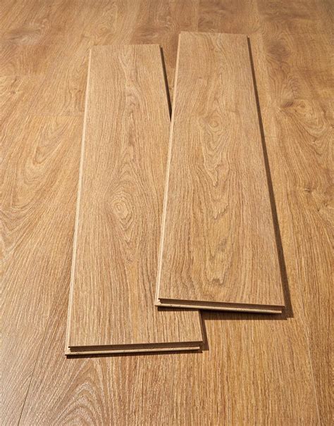 Harvest Oak Laminate Flooring: A Luxurious And Durable Choice ...
