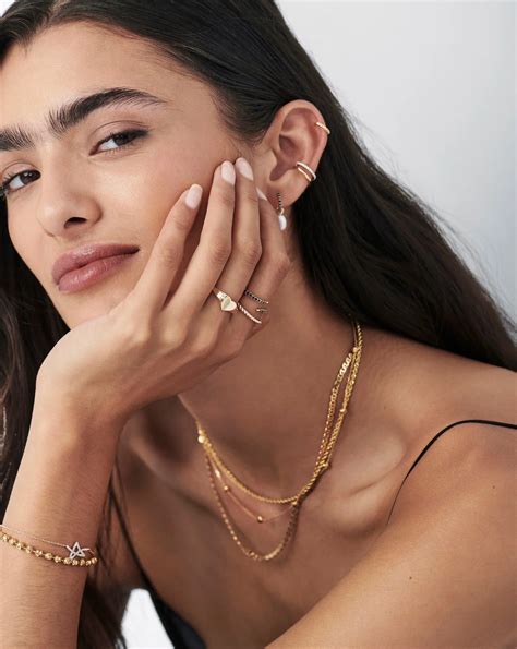 What Is a Promise Ring? Promise Ring Meaning, Designs, Uses