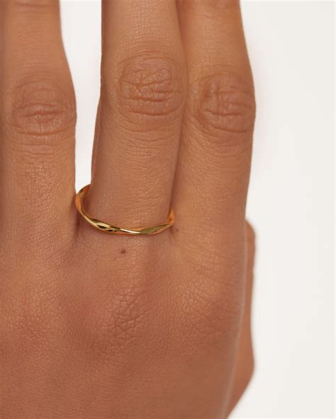 Twisted ring in gold-plated sterling silver | Spiral Ring | PDPAOLA