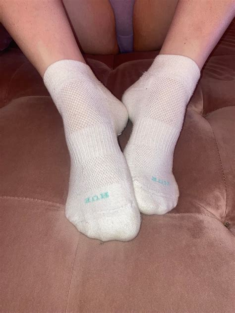 MINA LUXX & NICOLE DOSH » JOI TEASE WITH NICOLE DOSHI AND MINA LUXX : r ...