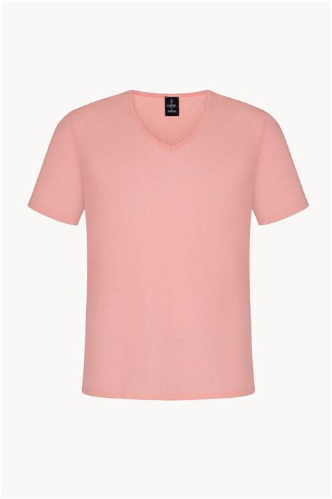 Dear Danielle: Is My Boyfriend Gay | She's SINGLE Magazine