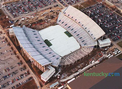 Commonwealth Stadium expansion, 1999 | Kentucky Photo Archive