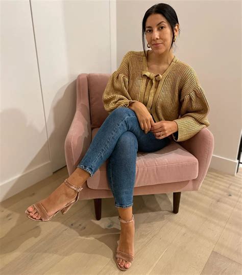 Stephanie Beatriz's feet
