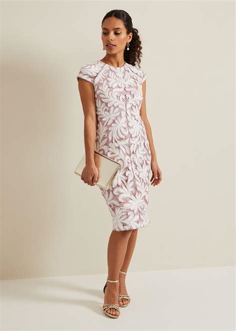 25 Best Petite Wedding Guest Dresses - hitched.co.uk