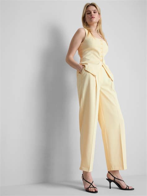 Women's Straight Leg Trousers | Ladies' Straight Leg Slacks | Primark UK