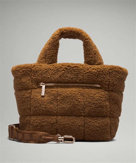 Lululemon Quilted Grid Crossbody Bag 5L *Fleece - Burnt Caramel - lulu ...