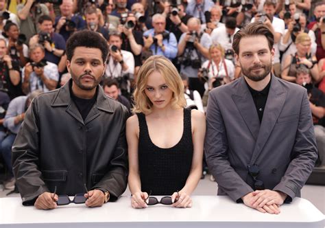 女兒 Lily 新劇被評為色情片!強叔回應：「不管如何我都為你感到驕傲!」