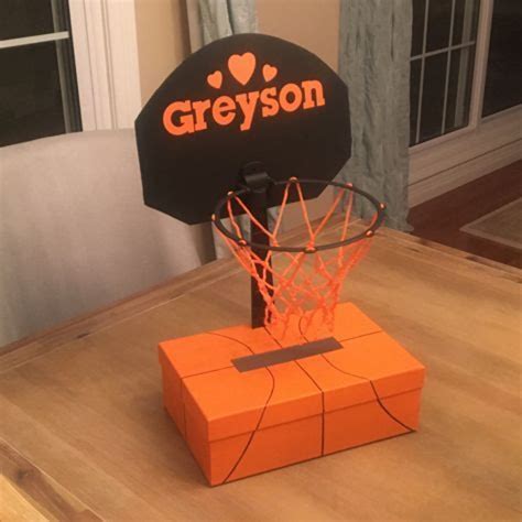 50+ Adorable DIY Valentine's Box Ideas That Kids Will Love - Holidappy