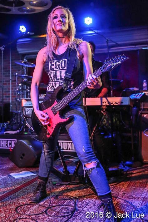 Nita Strauss | Nita strauss, Guitar girl, Female guitarist
