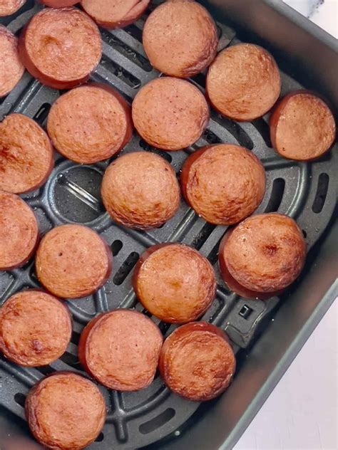 Air Fryer Kielbasa in 10 Minutes - Tasty Oven