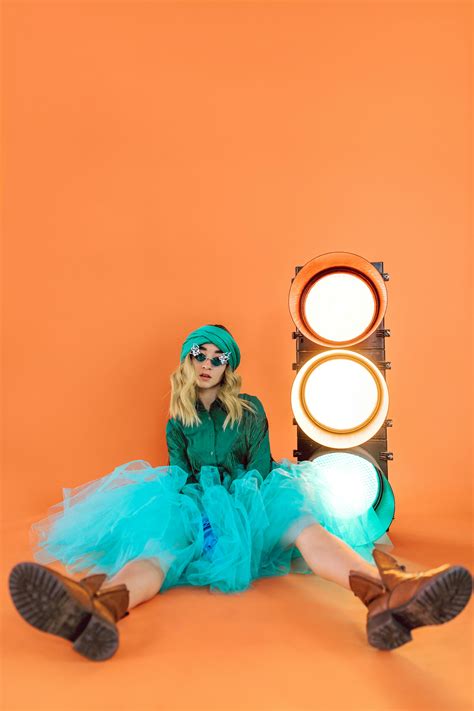 Large Breasts Woman Photos, Download The BEST Free Large Breasts Woman ...