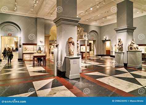 New York. Manhattan. United States. the Metropolitan Museum of Art ...
