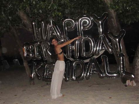 Kendall Jenner Goes Nude for 30th Birthday in Sultry Beachside Snaps