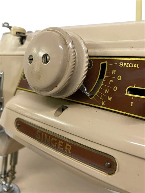 1950s Singer Sewing Machine – Artisera