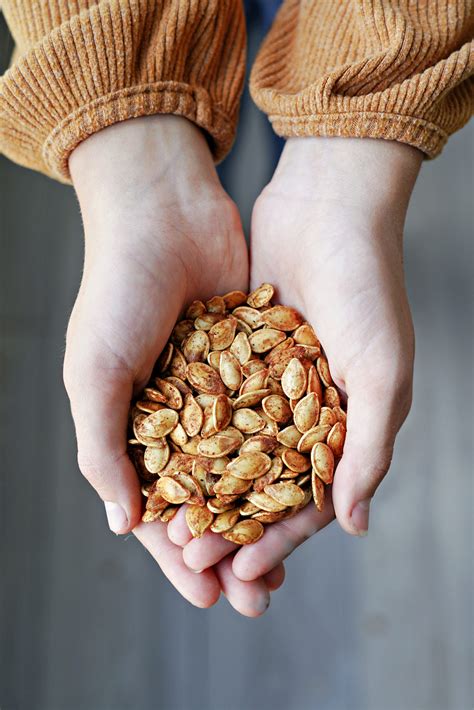 How To Roast Crispy Pumpkin Seeds :: Plus 6 Different Flavor Variations ...